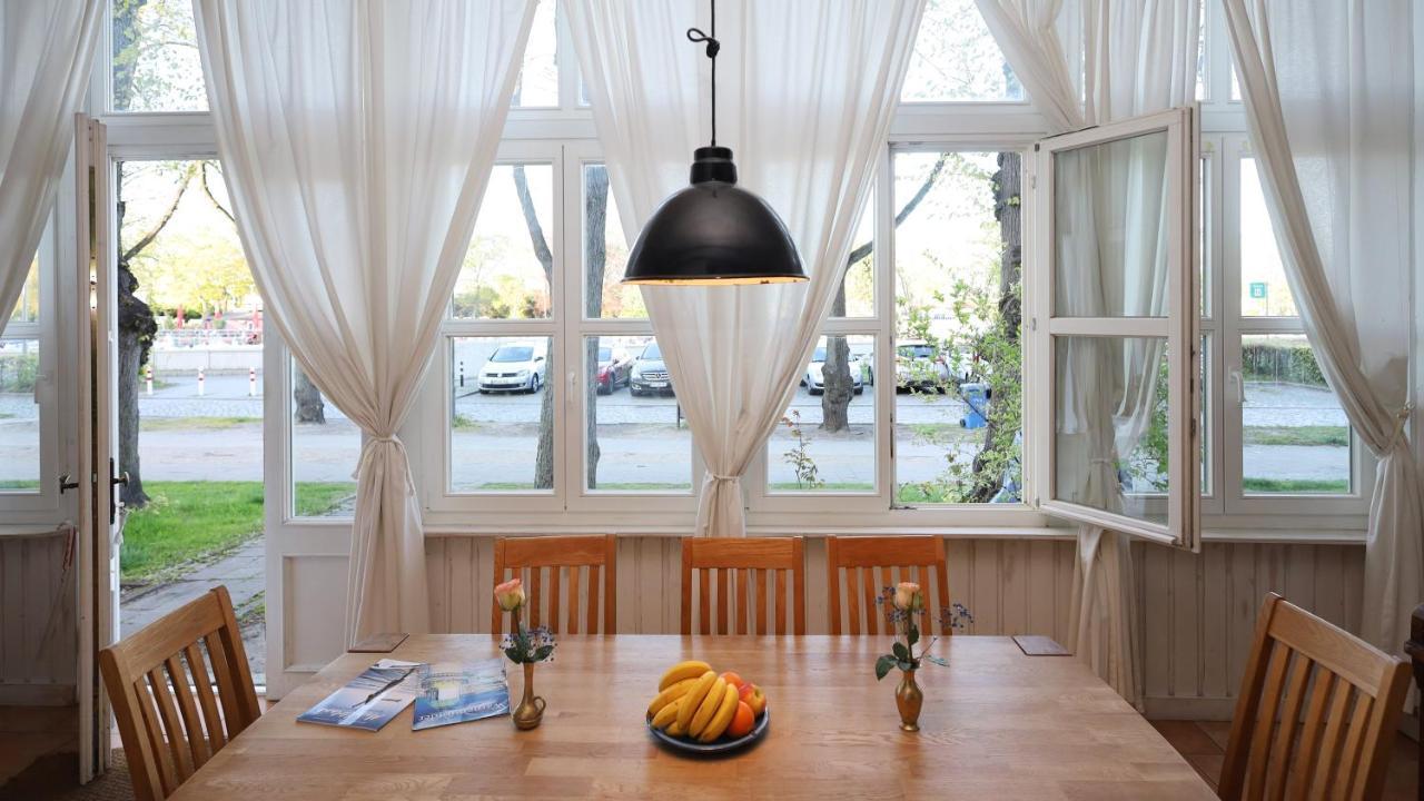 Ferienwohnungen -Am Strom 41- In Warnemuende Rostock Luaran gambar